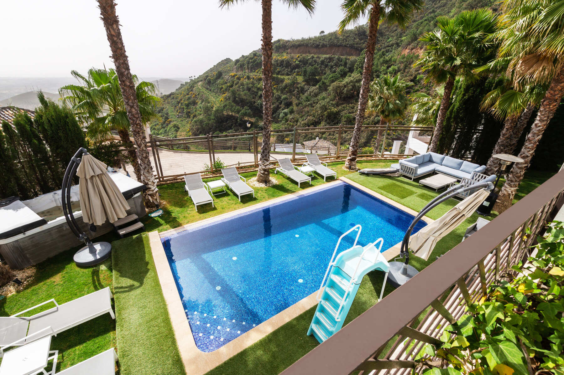 villa-benahavis-kareon-estates-24
